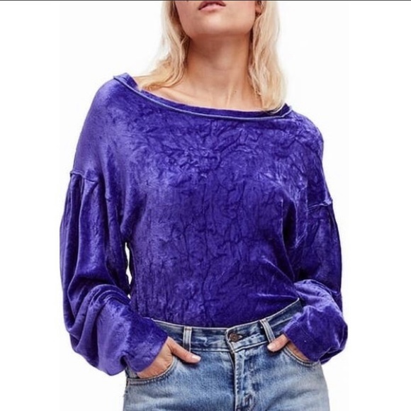 Free People Sweaters - W/tag Free People Milan Crushed Velvet Top